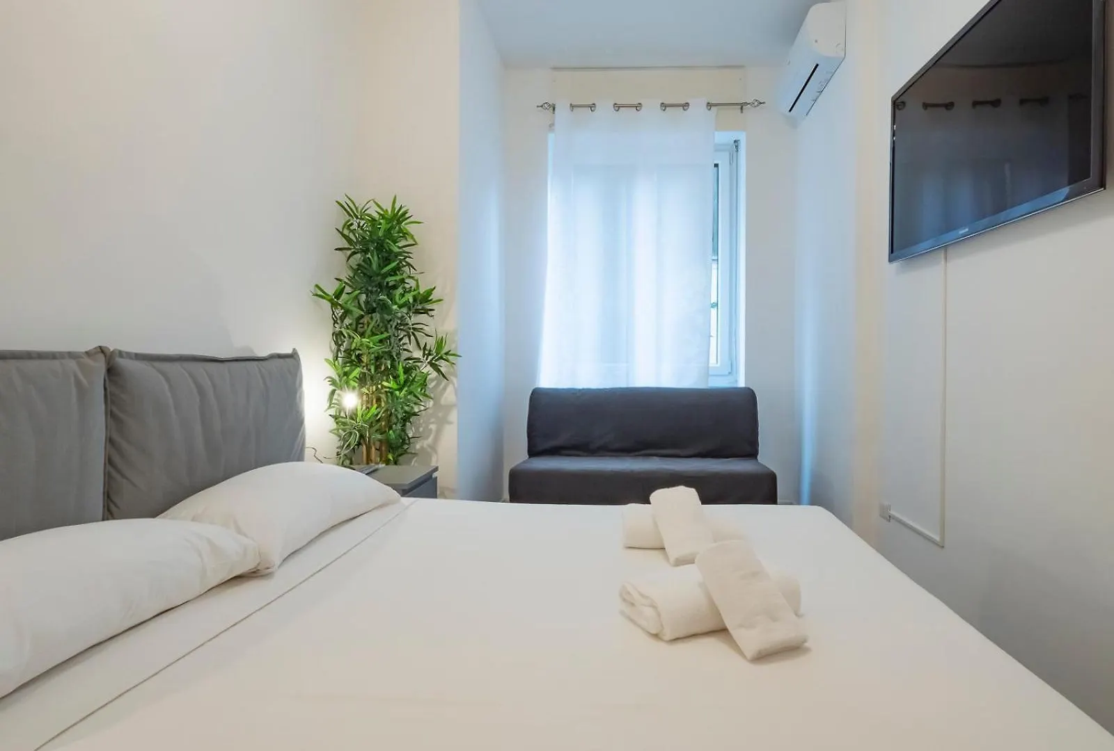 I Host Apartment - Melloni 34 Milano