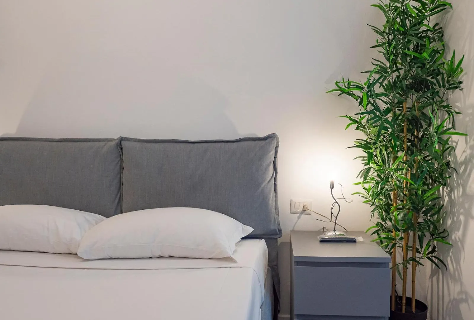 I Host Apartment - Melloni 34 Milano 0*,  Italien